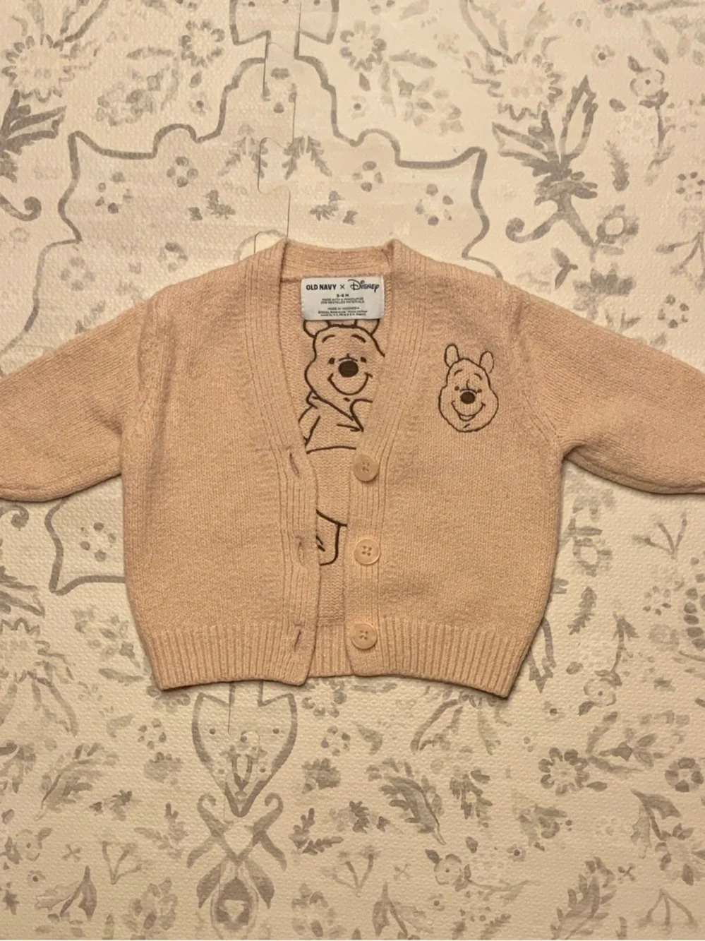 Old Navy x Disney Winnie the Pooh Button Cardigan